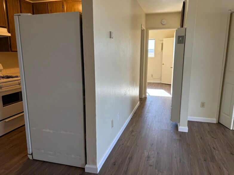 Building Photo - 1218 Presioca St