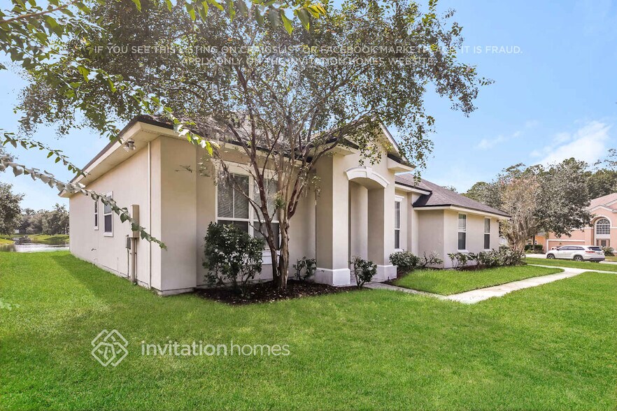 Building Photo - 11121 Apple Blossom Trail W