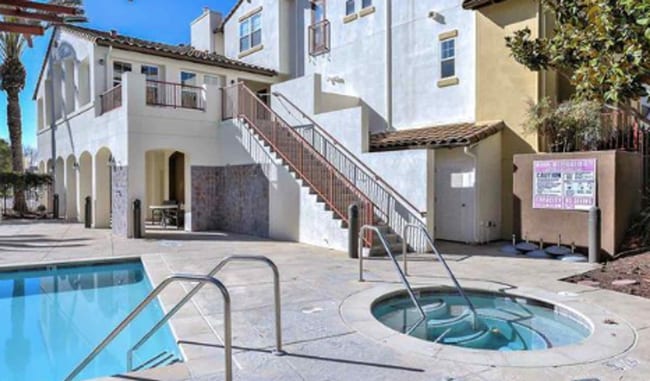Building Photo - Dublin Ranch THE VILLAS  2 bed/2.5 bath roomy with two patios! Month to month terms OK