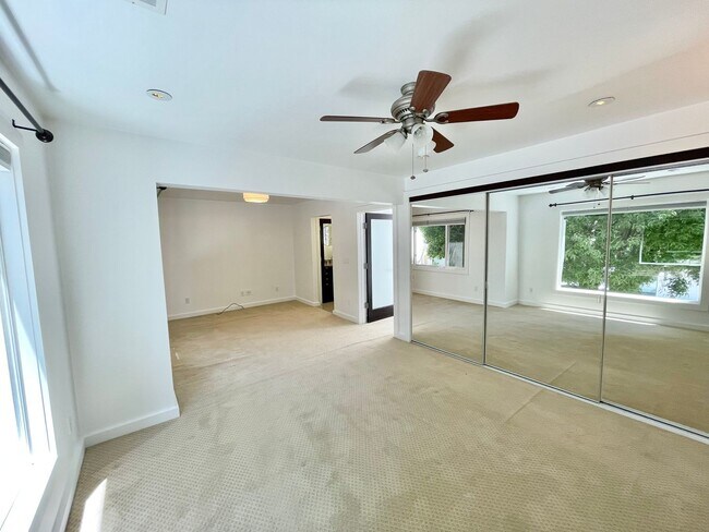 Building Photo - Contemporary, Stunning 3BR/2.5BA Noe Valley Home w/Tranquil Garden! PROGRESSIVE