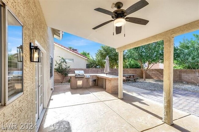 Building Photo - 2806 Barrel Cactus Dr