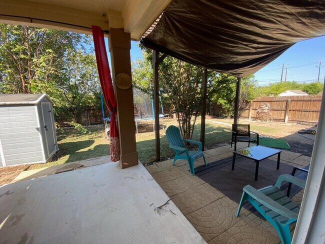 Building Photo - 7919 Martinelli