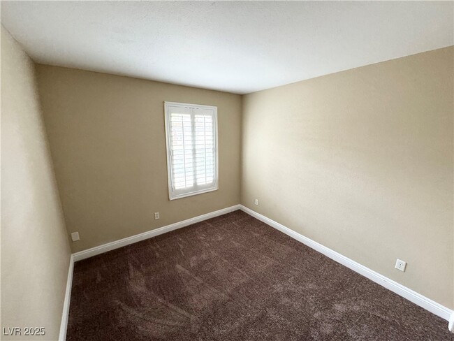 Building Photo - 2801 N Rainbow Blvd