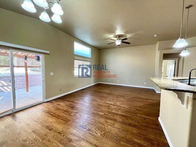 Building Photo - 7464 Bonterra Ln