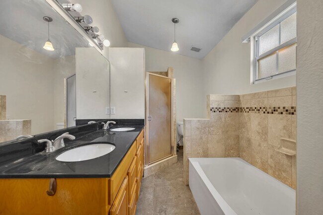 Building Photo - Winter Park Charmer