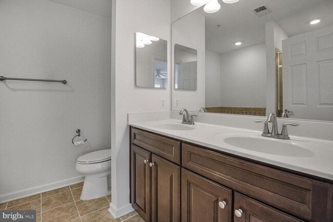 Building Photo - 629 Diamondback Dr
