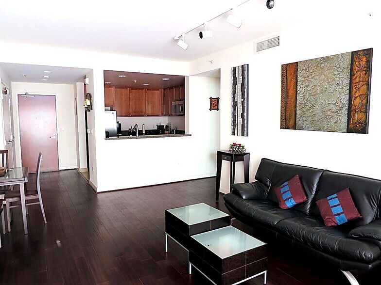 Living Room - 175 W St James St