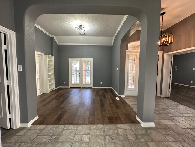 Building Photo - 1106 Chelshurst Way