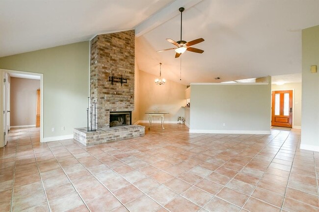 Building Photo - 16746 Square Rigger Ln