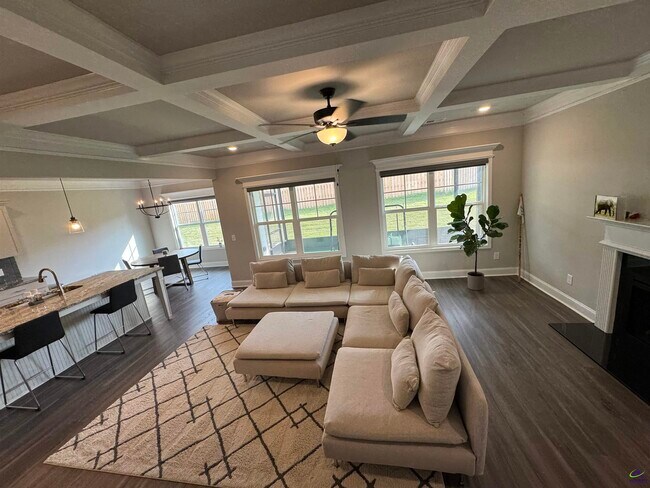 Building Photo - 807 Harley Farms Dr