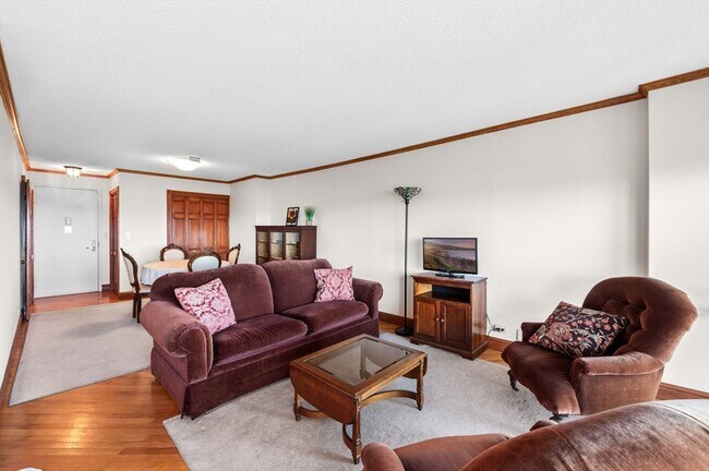 Building Photo - 151 Tremont St