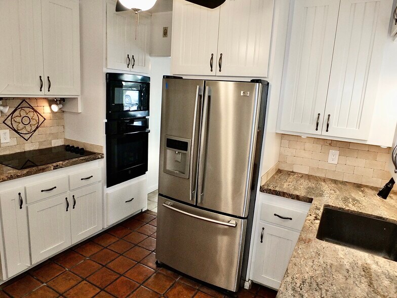 Building Photo - 50 Pomona Ave