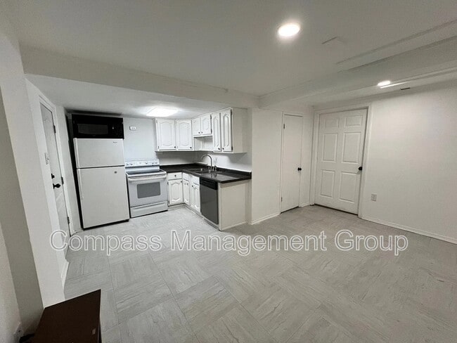 Building Photo - 3121 Conner Dr