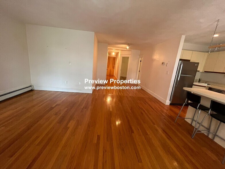 Building Photo - 19 South St