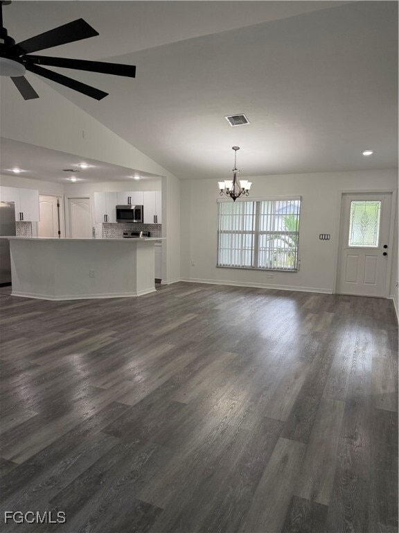 Building Photo - 2709 NW 1st Pl