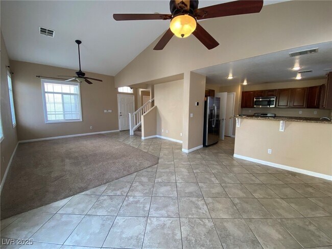 Building Photo - 4532 English Lavender Ave