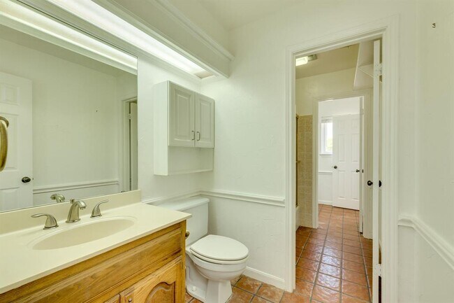 Building Photo - 6800 Falcata Cove