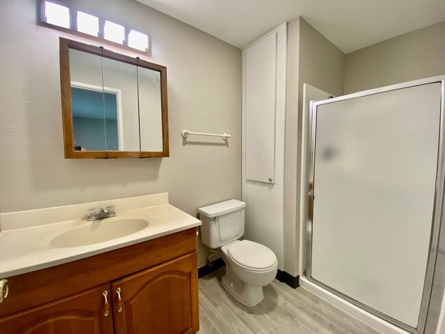 Building Photo - PL T OSTR01