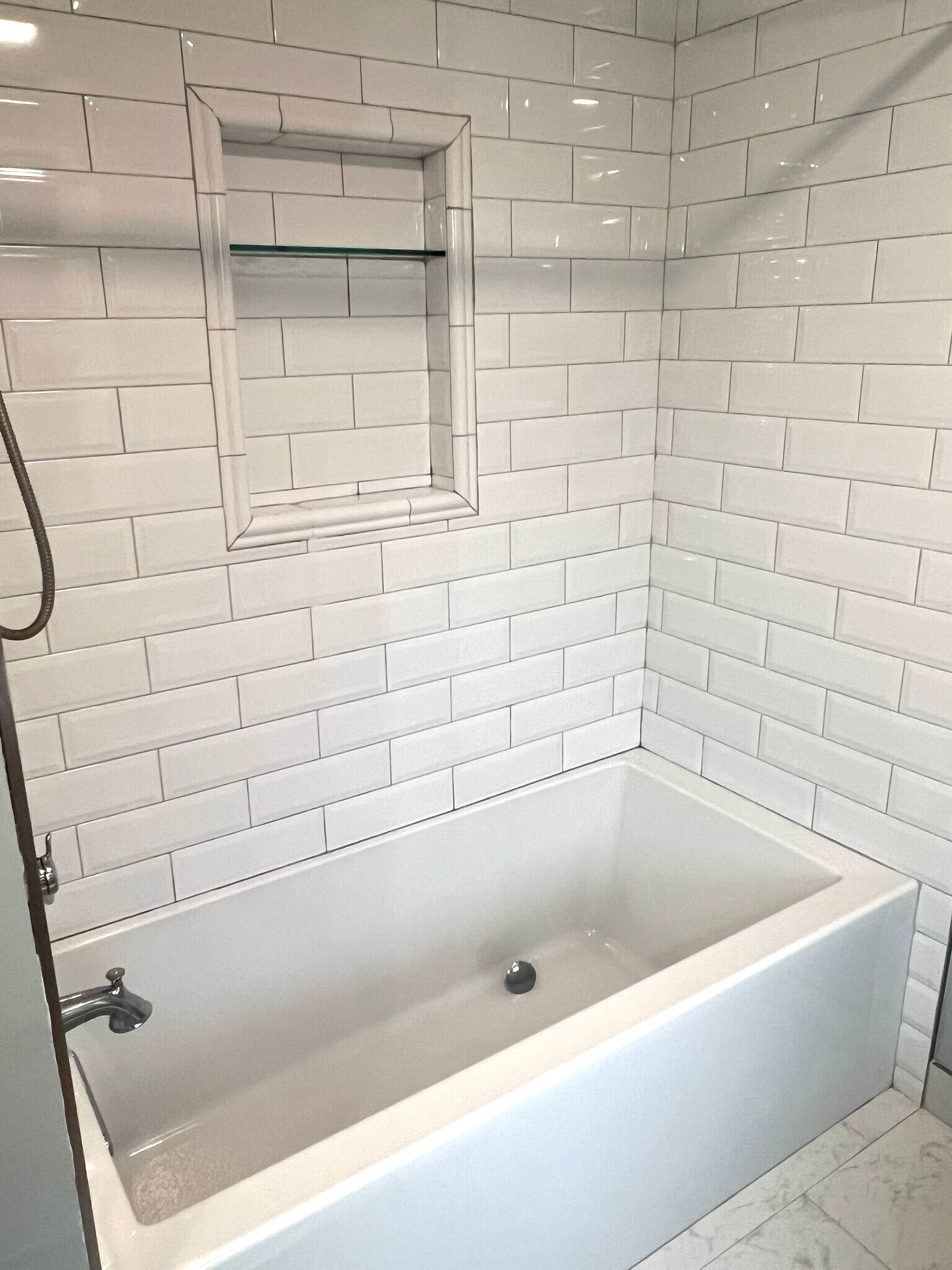 Building Photo - 556 Bloomfield Ct