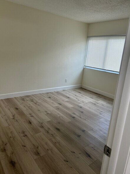 Building Photo - 2758 Foxfire Ct