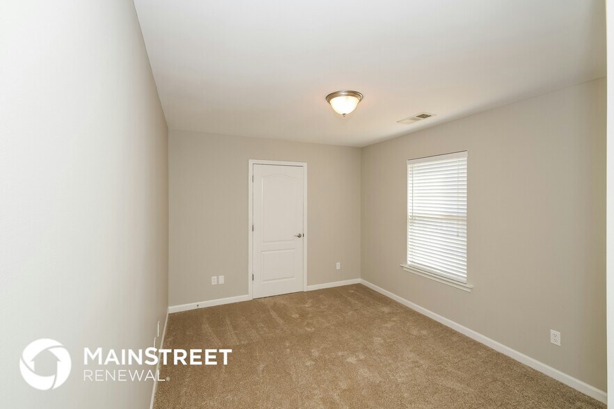 Building Photo - 8270 Owen Park Dr