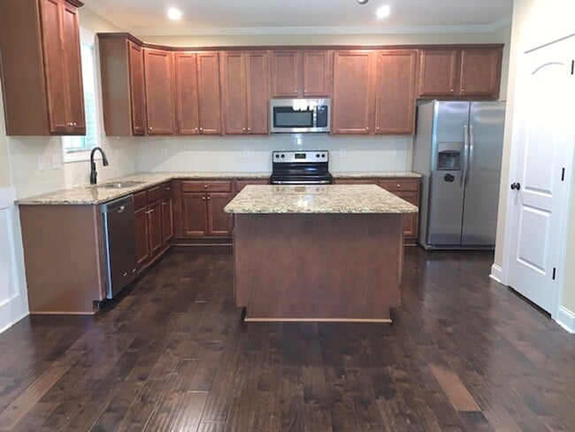 Building Photo - Adorable Ranch Home in a Great Neighborhood!