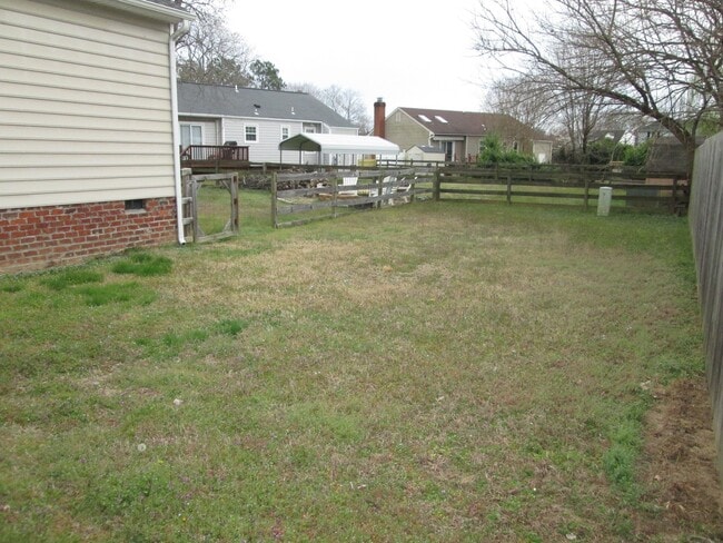 Building Photo - Spacious Four Bedroom Mechanicsville Home ...