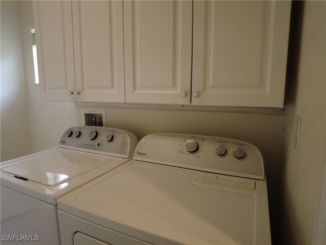 Building Photo - 9351 Aegean Cir