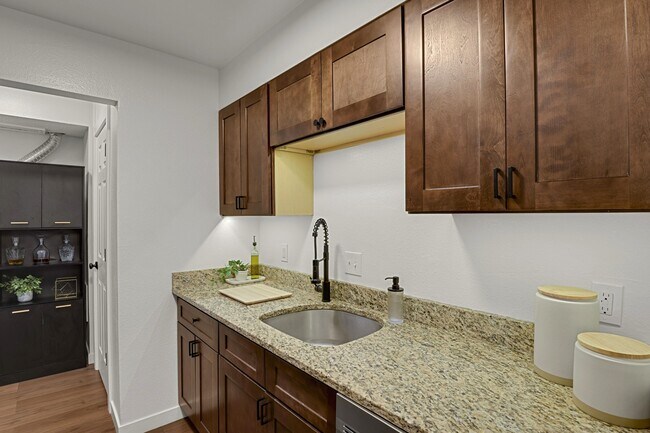 Building Photo - 7995 E Mississippi Ave