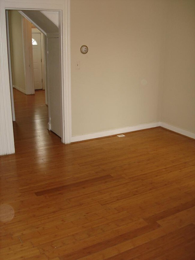 Building Photo - 223 N Luzerne Ave