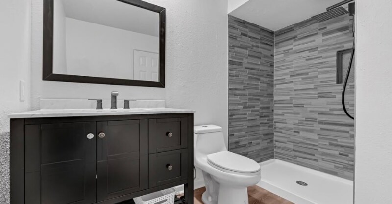 Building Photo - 2239 Fairgreen Dr