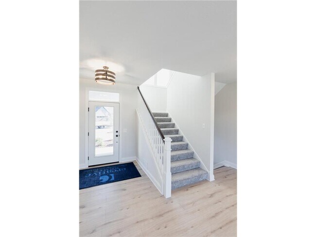 Building Photo - 10226 Arrowwood Path