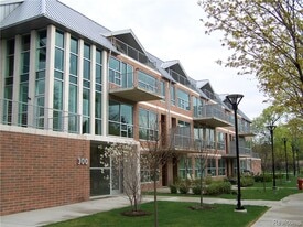 Building Photo - 300 Hamilton Street