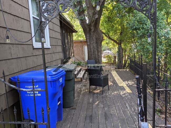 Building Photo - 510 N Greensboro St