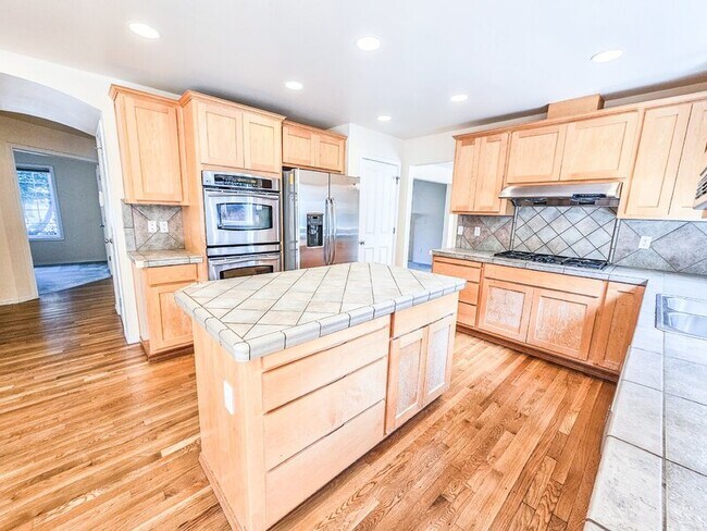 Building Photo - 4424 239th Pl SE