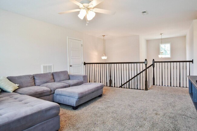 Building Photo - 1462 Citadel Dr