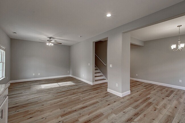 Building Photo - Newer construction single family home for lease!