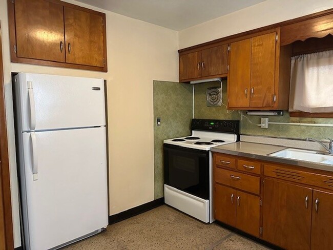 Building Photo - 2nd Floor 1 Bed 1 Bath Mechanicsburg Schoo...