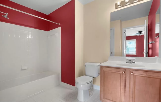 Building Photo - 2052 Astilbe Way