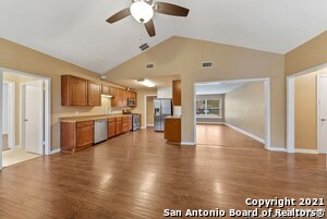 Building Photo - 615 Burwood Ln