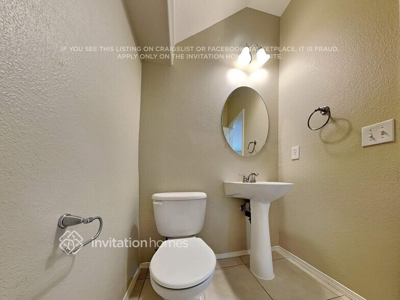 Building Photo - 10513 Sun Palace Ct
