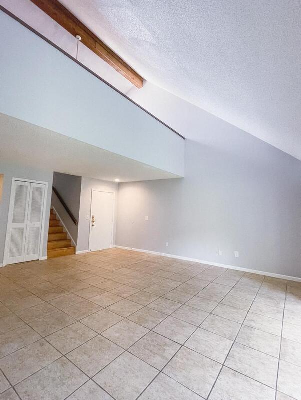 Building Photo - 5143 Puritan Cir