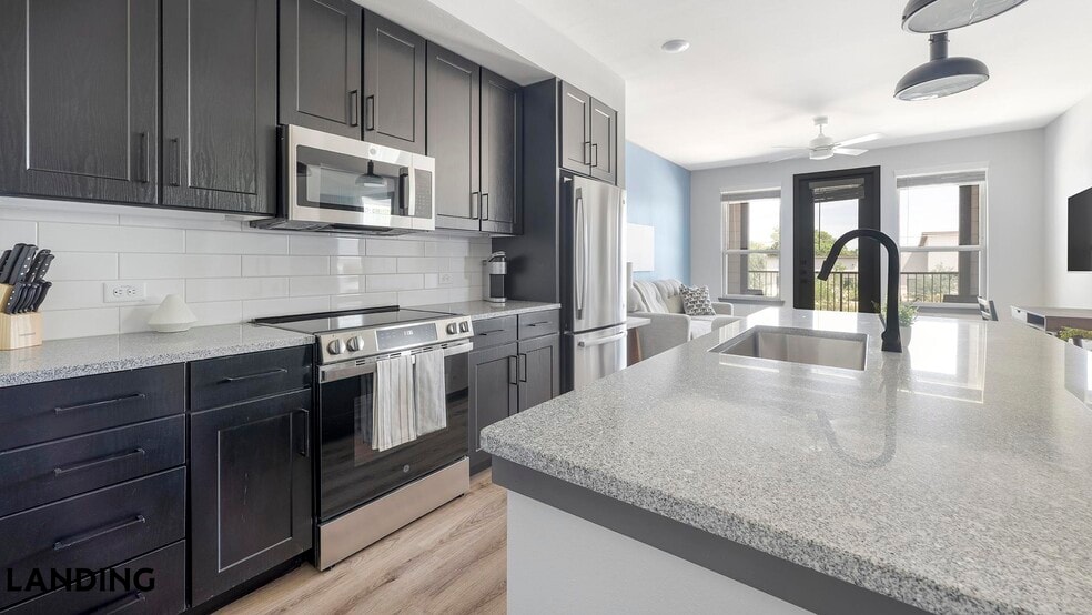 Building Photo - 125 Larkspur Park Blvd