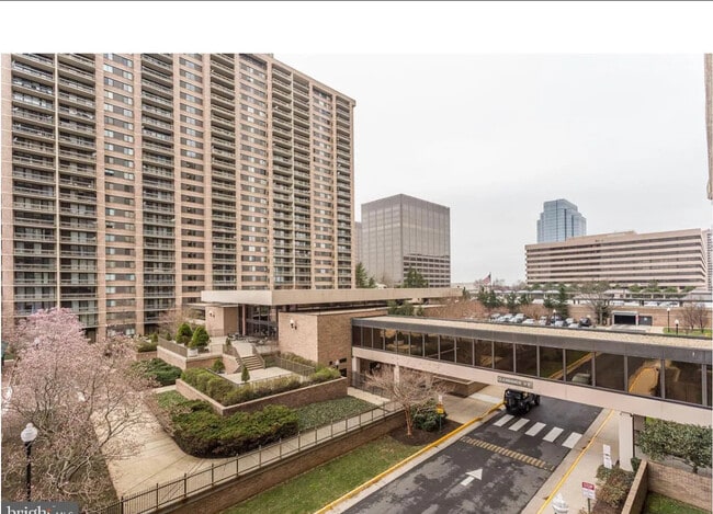 Building Photo - 5501 Seminary Rd