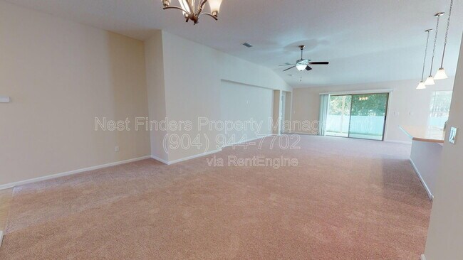 Building Photo - 11561 Sycamore Cv Ln