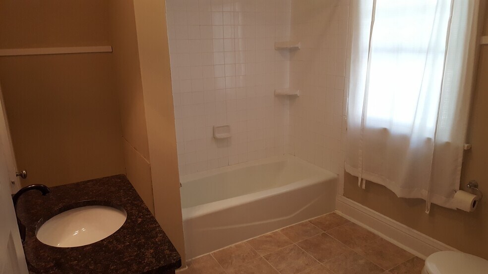 Bathroom (up) - 1005 1st St SW