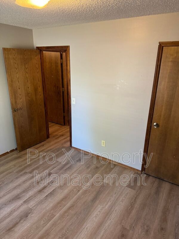 Building Photo - 3724 Farm Rd