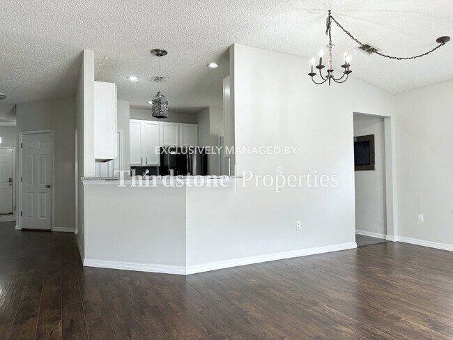 Building Photo - 1051 Moosehead Dr