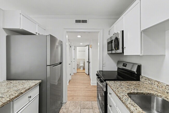 Building Photo - 116 Harding Pl