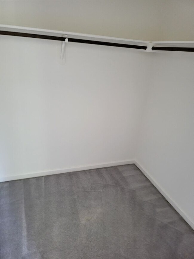 Building Photo - Three Bedroom and Three bathroom home and ...